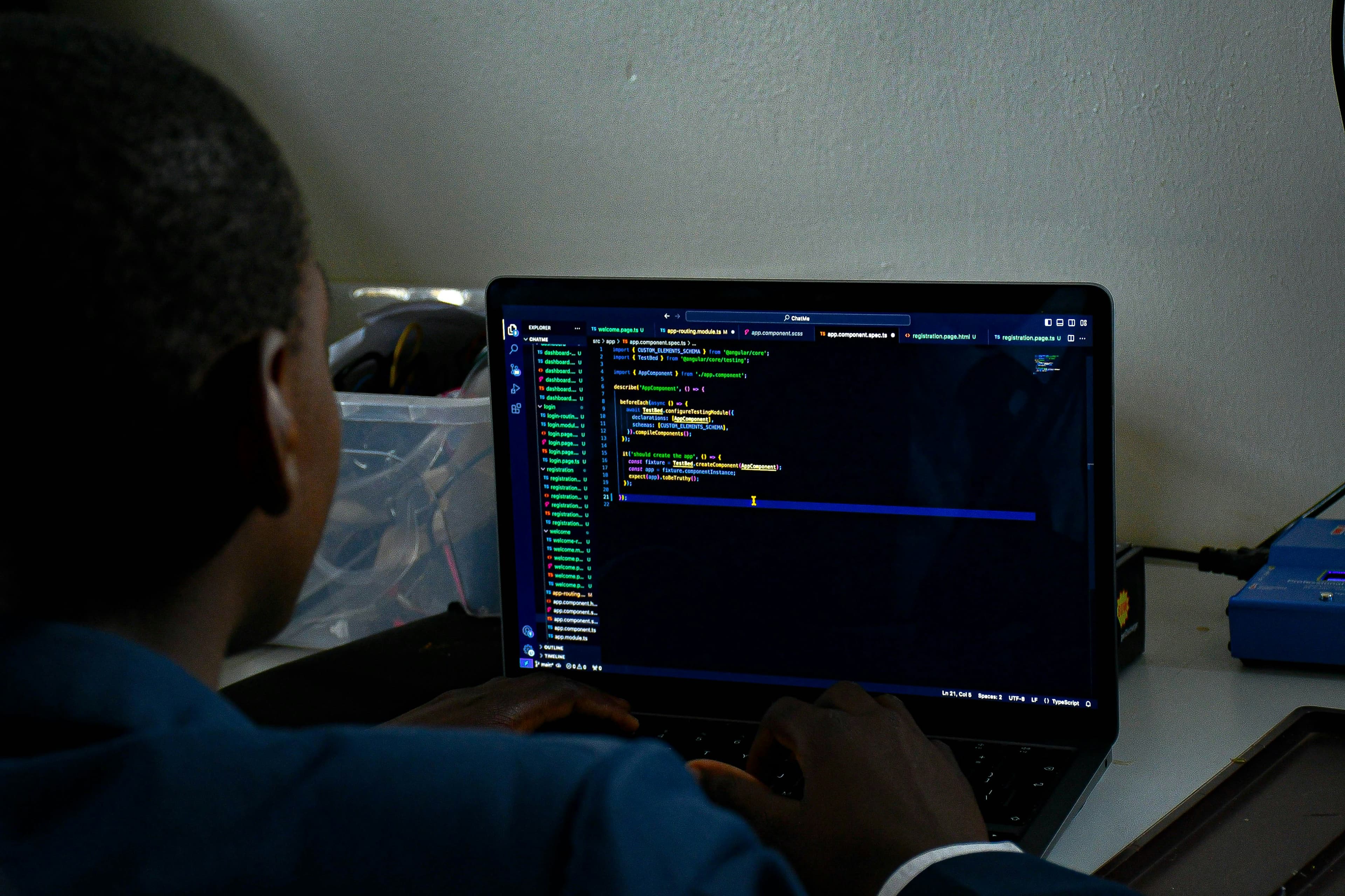 CS2 Case Battle Strategy: Formats, Odds & Bankroll Tips for 2026